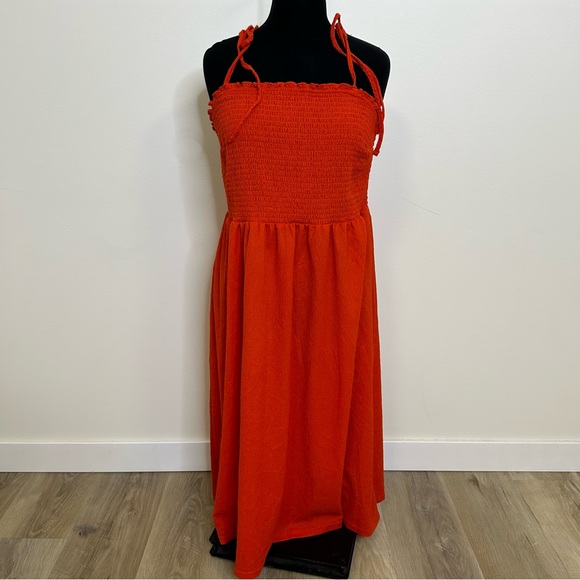 ◾️3/$25 H&M Tie Shoulder Strap Smocked MIDI Dress - Picture 4 of 13